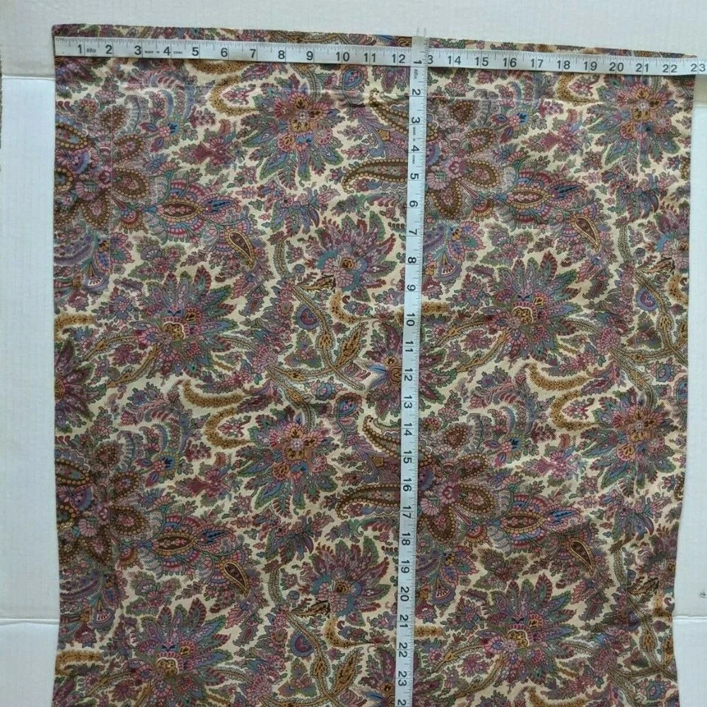 Pottery Barn Set of 2 PILLOW SHAMS  23
